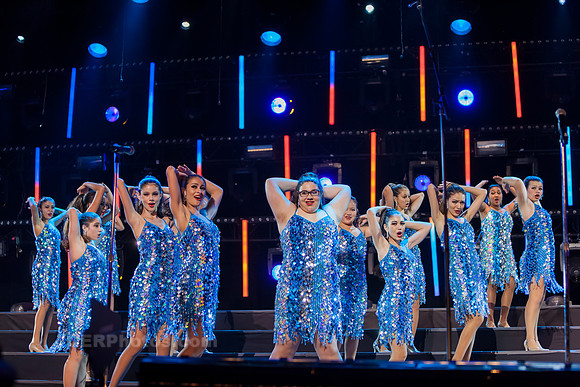 SAPPHIRE Intermediate Women's Choir Performing at the Burbank High School Vocal Music Association BHS VMA Pop Show 2013 May 16-18 California