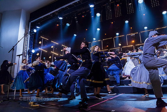 IN SYNC at the Burbank High Pop Show 2013 BHS VMA's Advanced Mixed Choir May 15-18 California