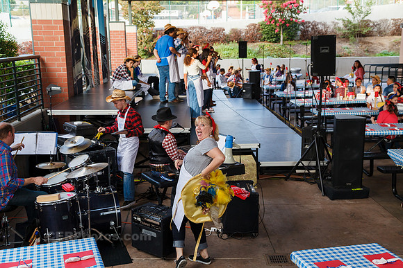 Carroll's Corral & Cookout 2013 Performance Burbank High School California Vocal Music Association VMA Fundraiser Event