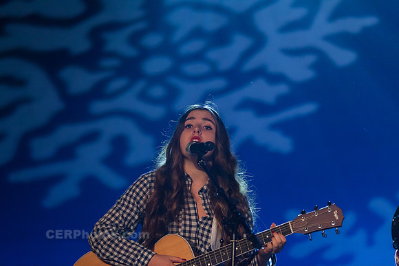 White Winter Hymnal-4153